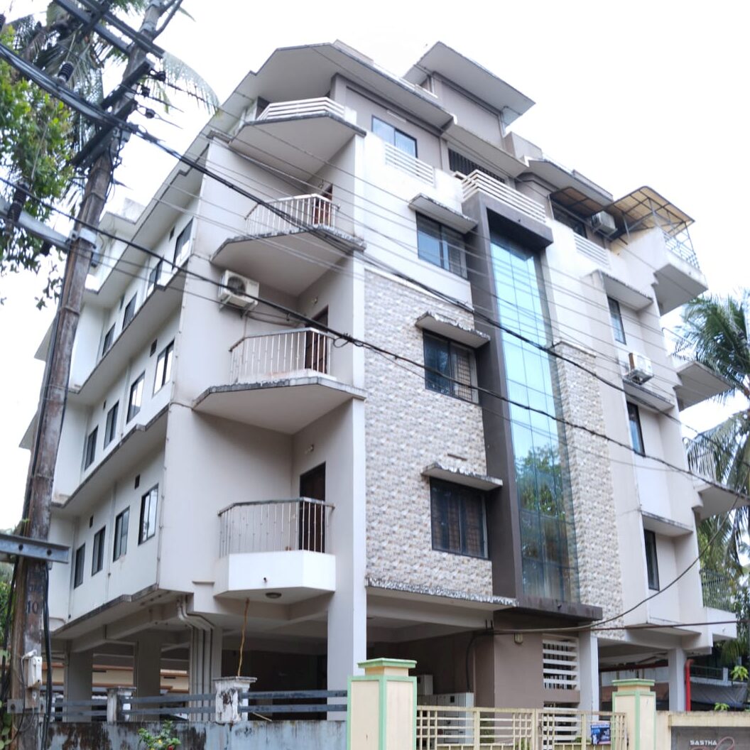 flats in gvr